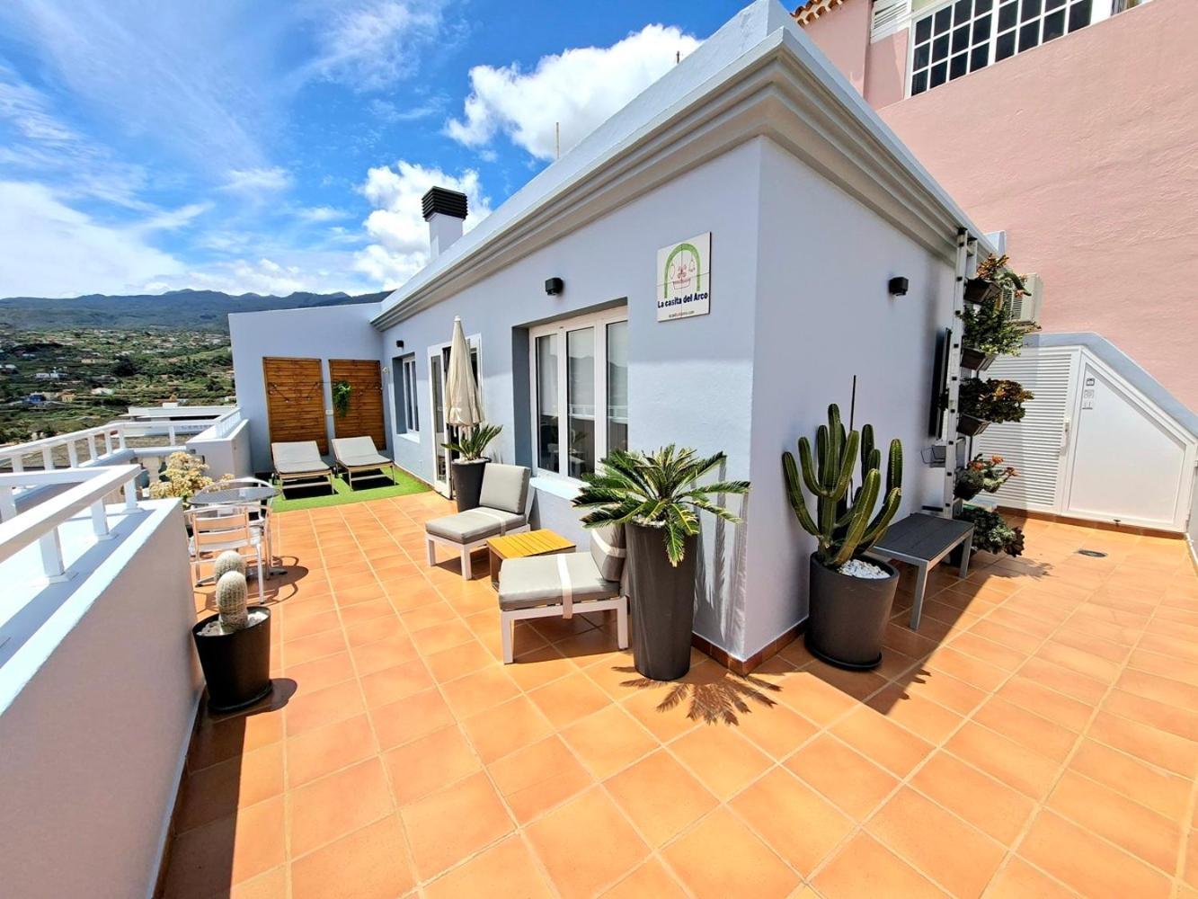 La Casita Del Arco Atico Apartment San Pedro  Exterior photo